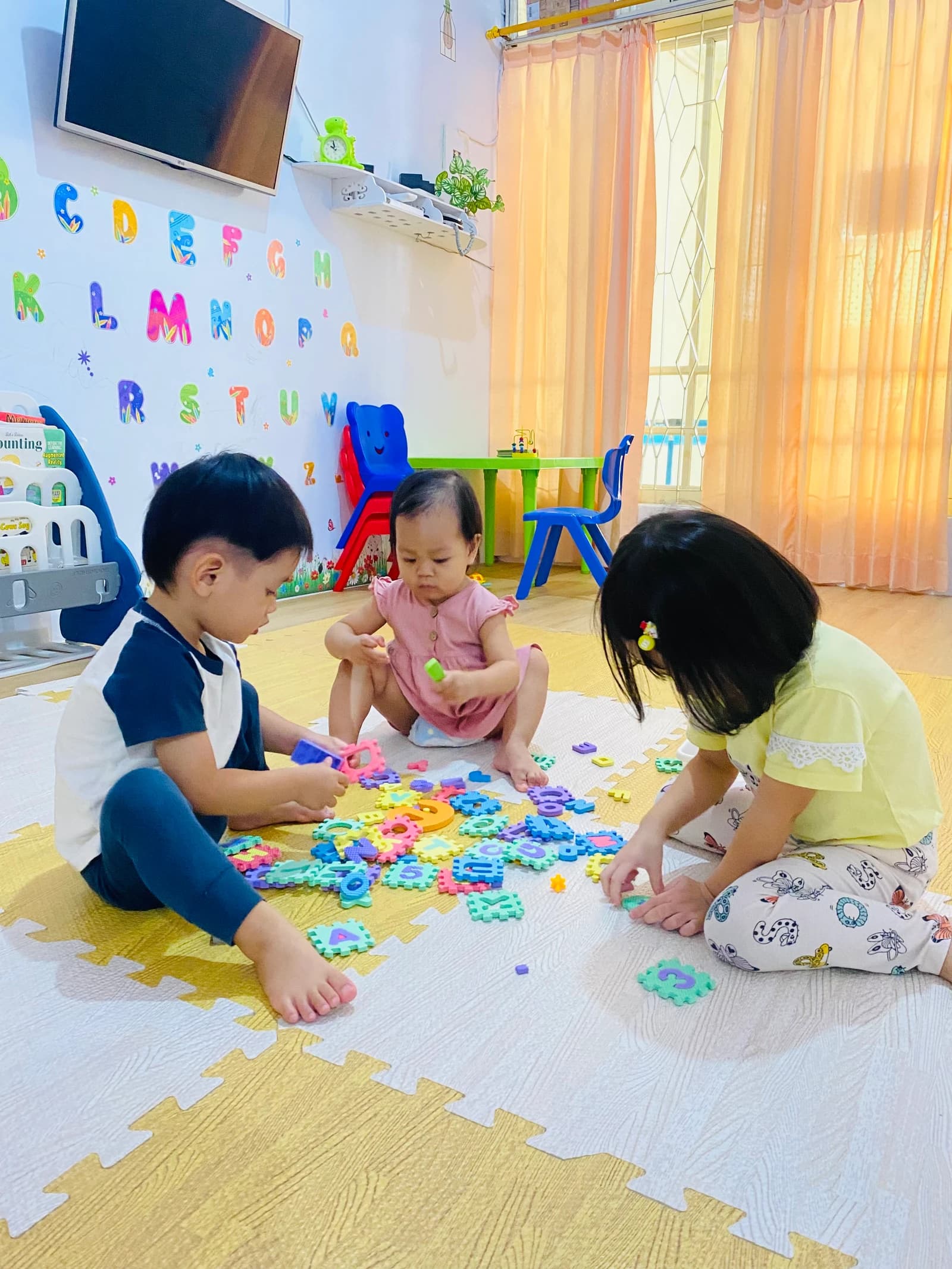 Morning Daycare - Rise and Smile